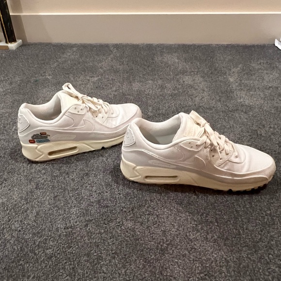 Nike Air Max 90 SE The Future Is Equal (Women’s) - Picture 5 of 10